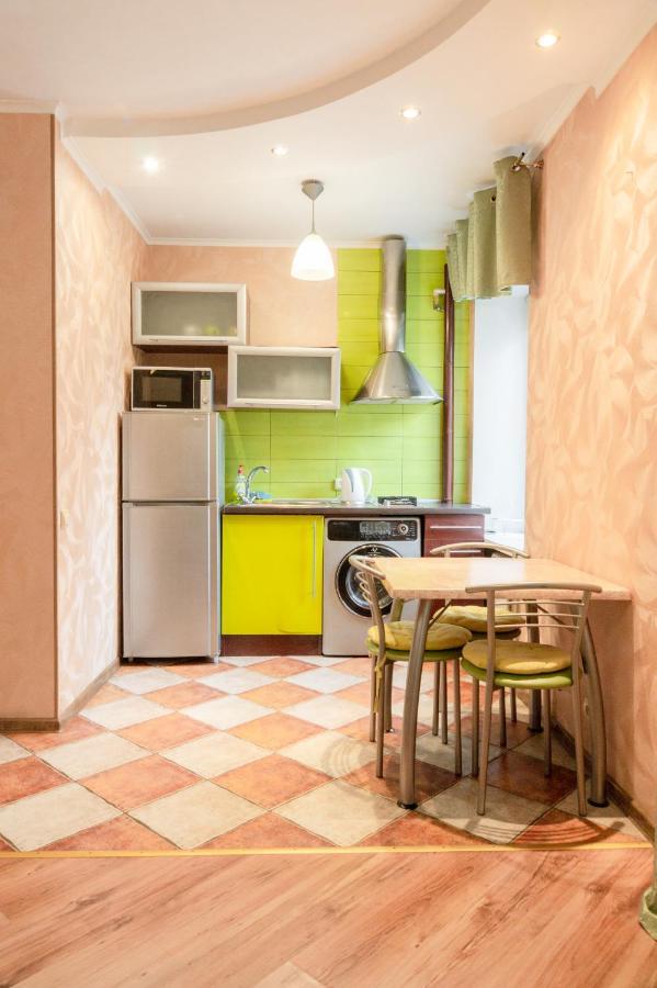 Apartment Triokhsviatytelskaya Street 3 Kiev Eksteriør billede