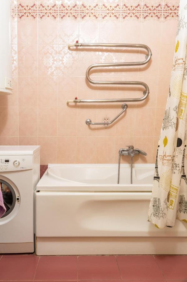 Apartment Triokhsviatytelskaya Street 3 Kiev Eksteriør billede