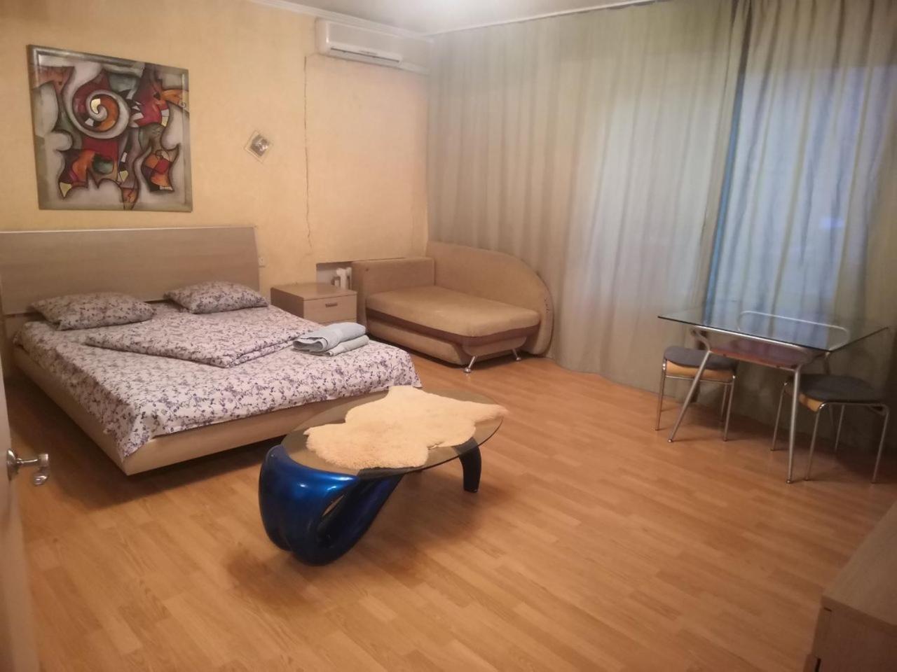 Apartment Triokhsviatytelskaya Street 3 Kiev Eksteriør billede