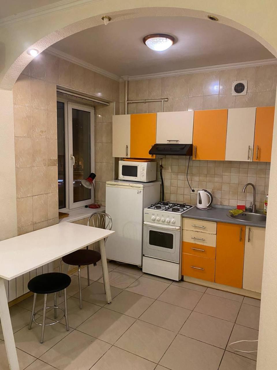 Apartment Triokhsviatytelskaya Street 3 Kiev Eksteriør billede