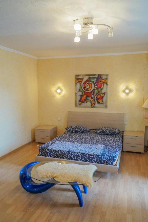 Apartment Triokhsviatytelskaya Street 3 Kiev Eksteriør billede