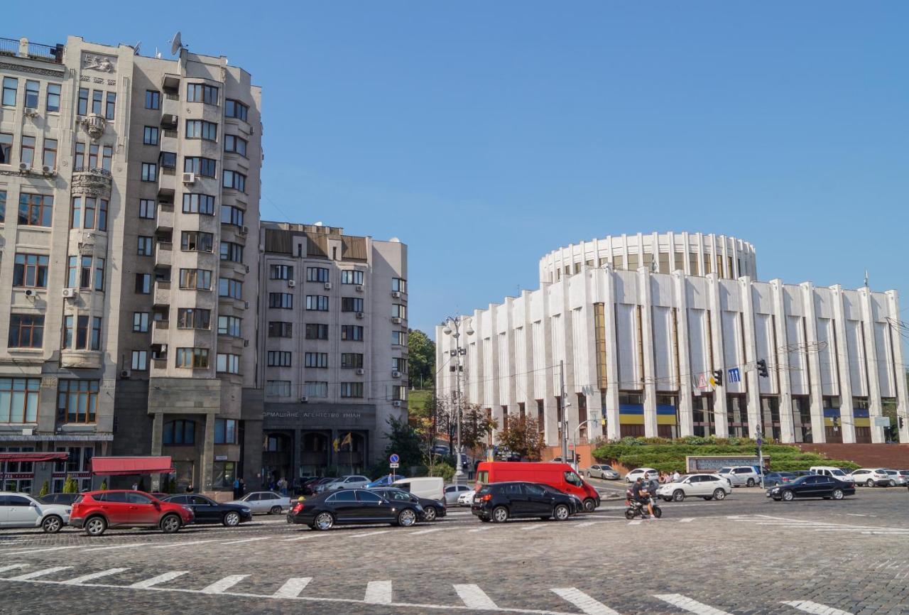 Apartment Triokhsviatytelskaya Street 3 Kiev Eksteriør billede